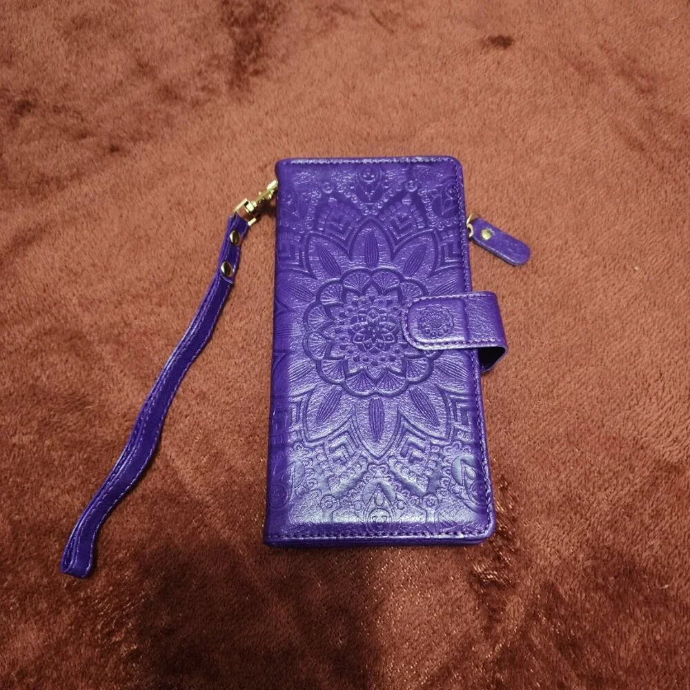 Samsung Galaxy S22 Plus Wristlet and Phone case (346)